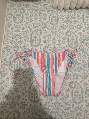 New with tags summer daze citrus alterd state bottoms size M